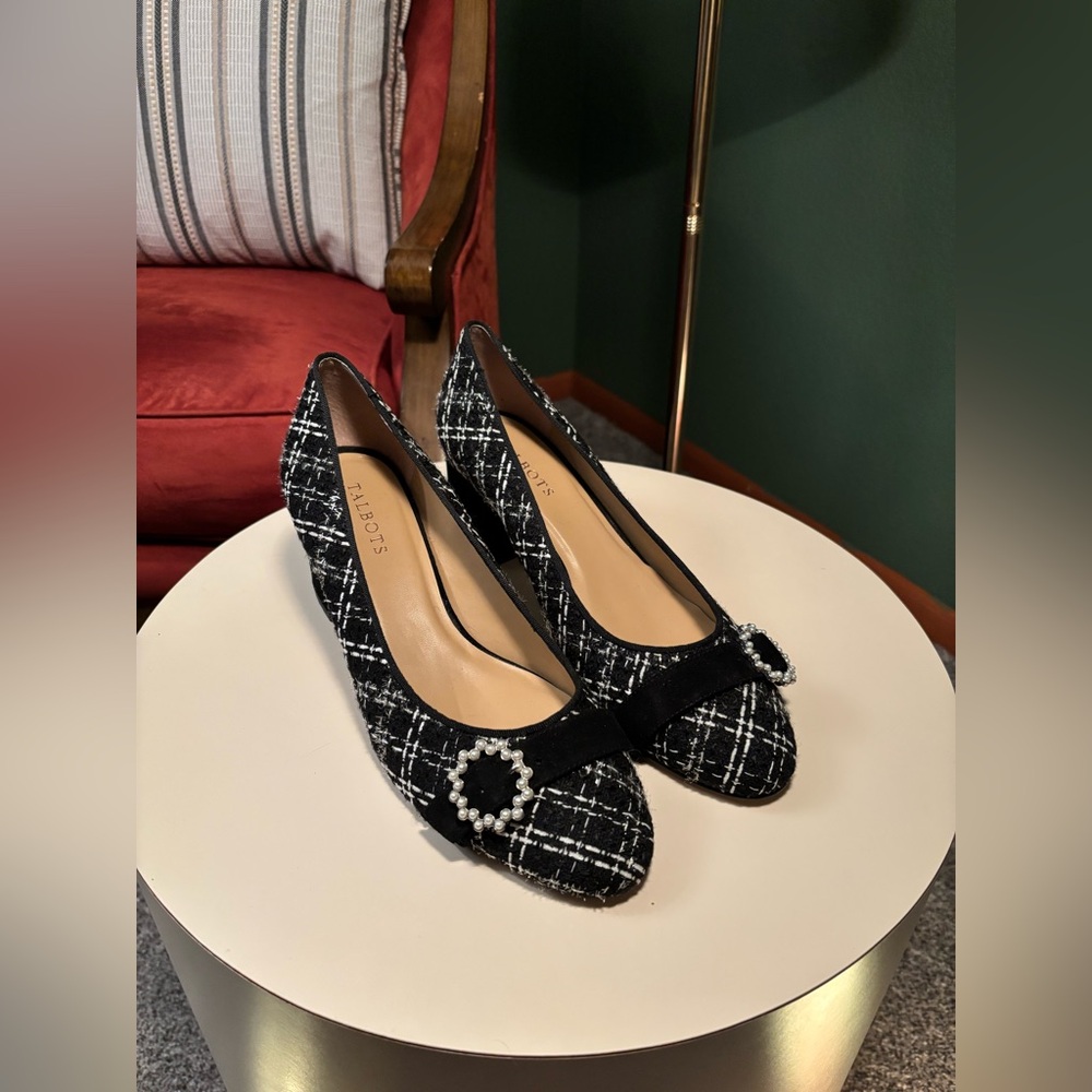 Talbots Black and White Heels